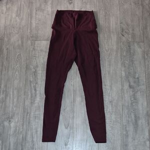 High-Waist Colorfulkoala Burgundy Leggings XS